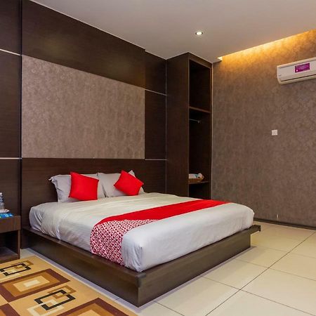 Remember Hotel Bukit Gambir Dış mekan fotoğraf