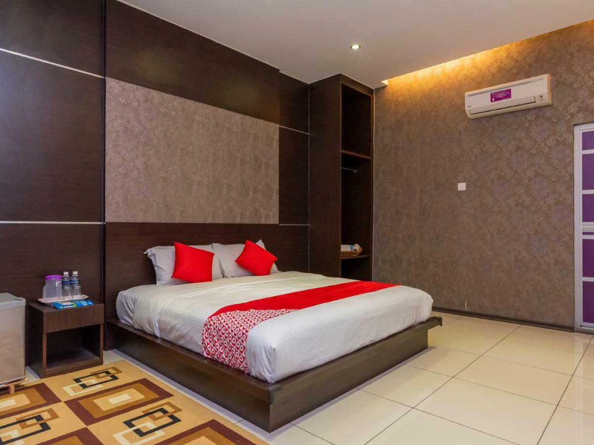 Remember Hotel Bukit Gambir Dış mekan fotoğraf