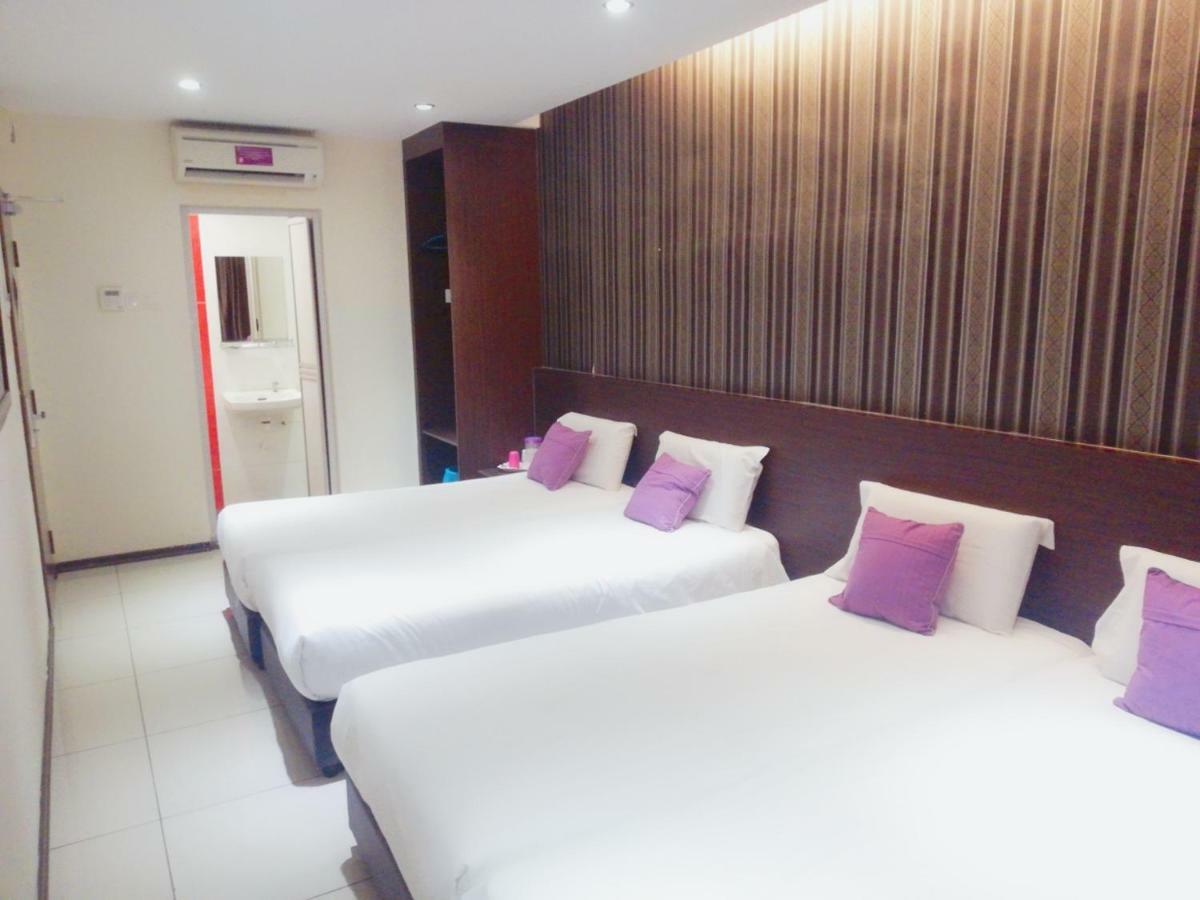 Remember Hotel Bukit Gambir Dış mekan fotoğraf